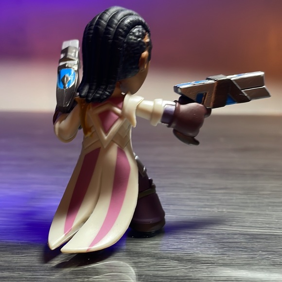 Pop! Mystery Mini League of Legends : Lucian - Picture 3 of 9